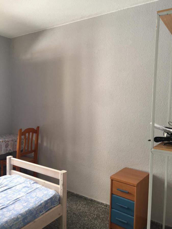 Habitacion Renfe Alicante Luaran gambar