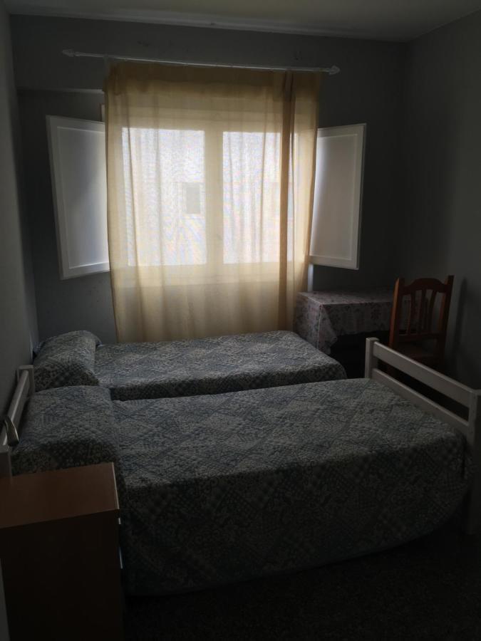 Habitacion Renfe Alicante Luaran gambar